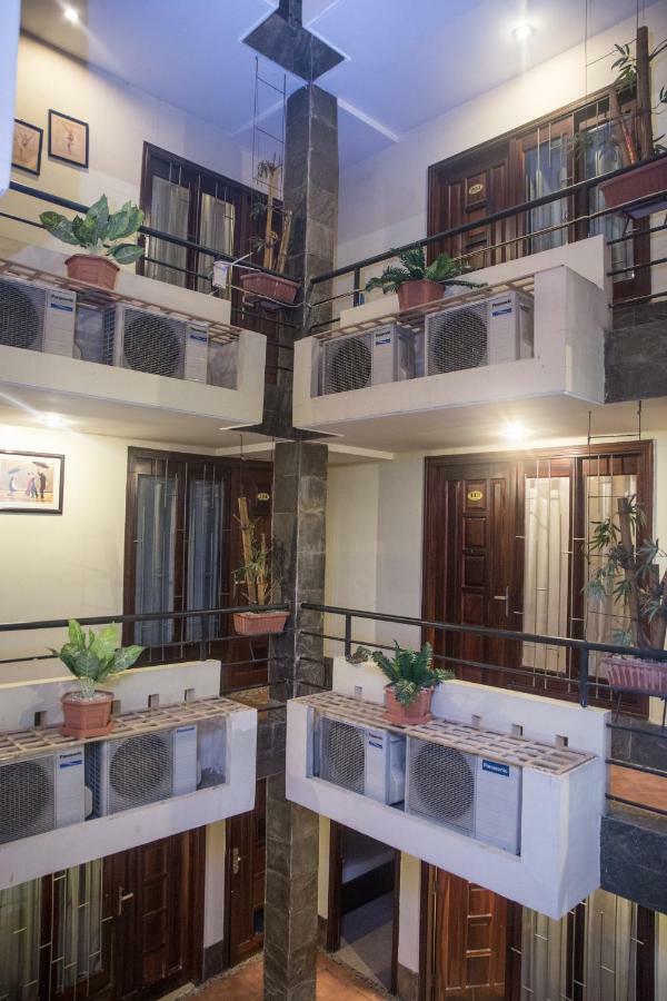 Caroline Hotel Ho Chi Minh-stad Buitenkant foto